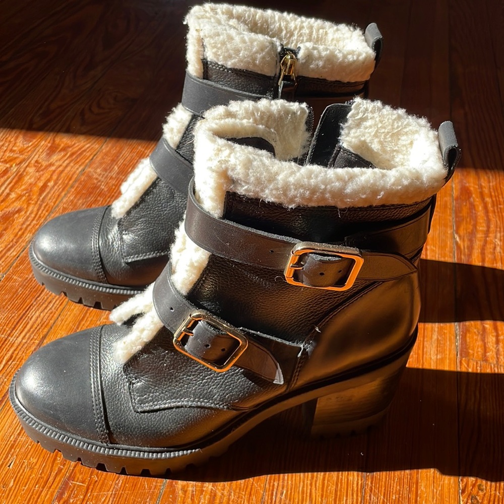 Nine West Black winter boots. Size 9 M.